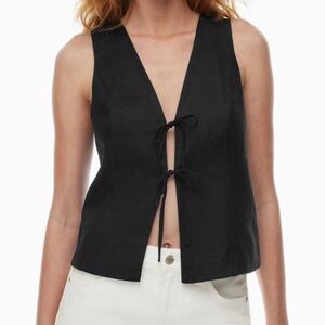 Aritzia Wilfred Black Windsor Linen Top